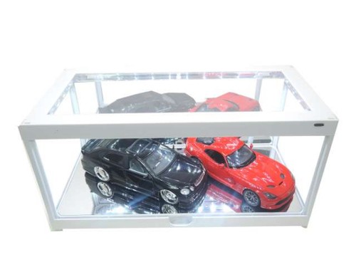 Vitrine weiss beleuchtung - +, +