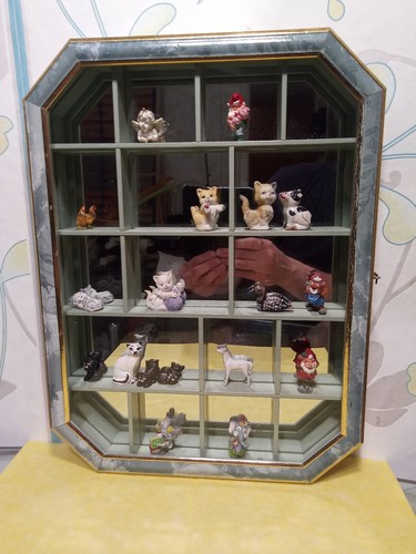 Vergoldete vitrine mit spiegel - mit,